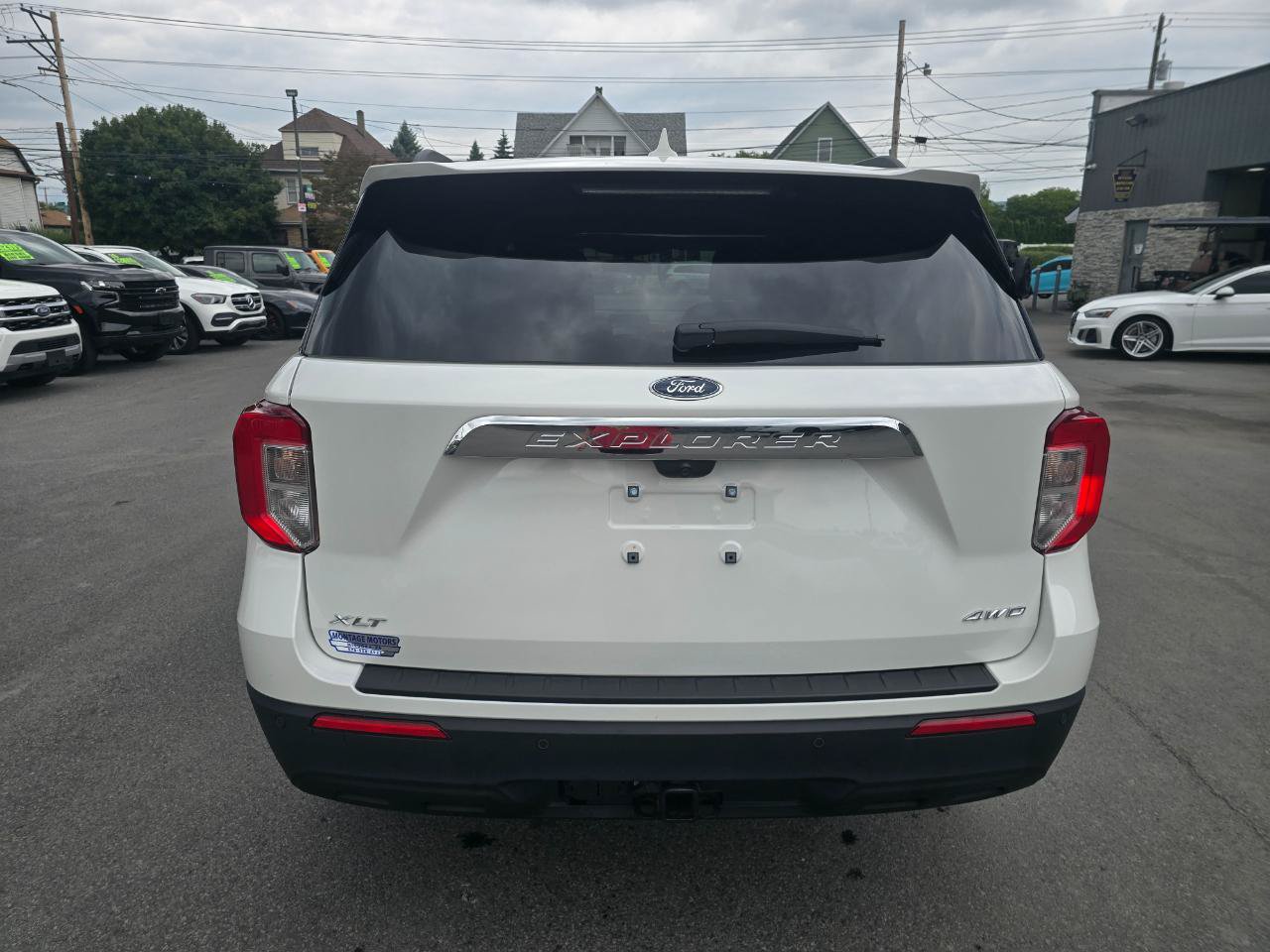Used 2024 Ford Explorer XLT w/ Class IV Trailer Tow Package AWD/4WD image 18