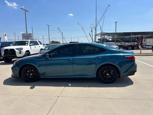 Used 2026 Toyota Camry SE w/ Convenience Package FWD image 7