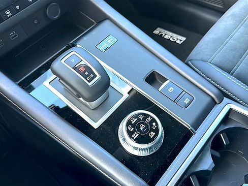 New 2026 Nissan Rogue SL AWD/4WD image 25