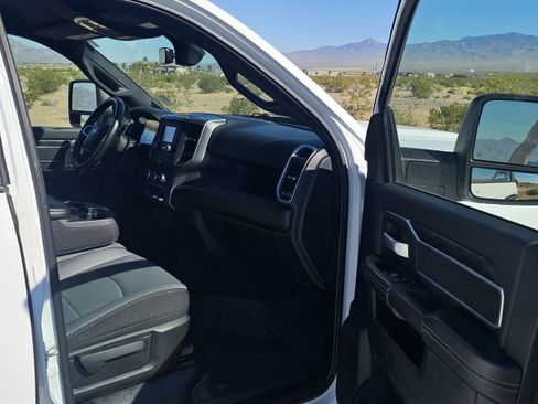 Used 2024 RAM 3500 Big Horn image 4