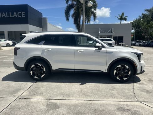 New 2026 Kia Sorento EX FWD image 5