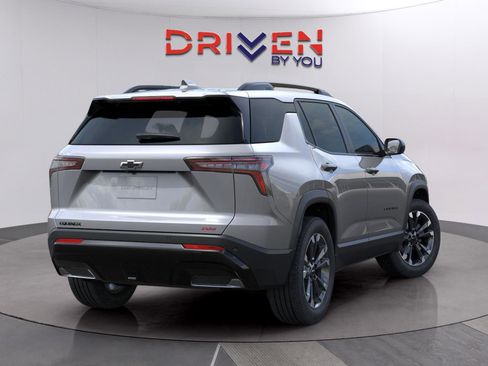 New 2026 Chevrolet Equinox RS w/ LPO, Floor Liner Package image 3