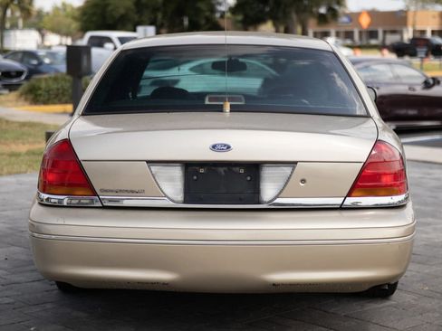 Used 1999 Ford Crown Victoria LX RWD image 11