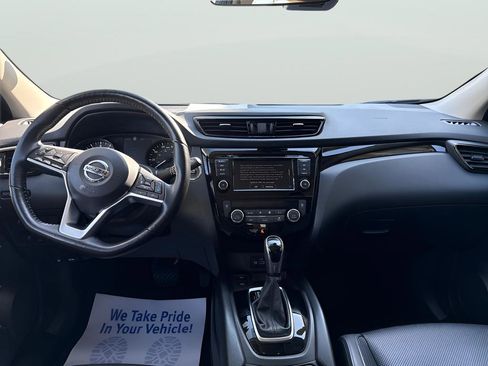 Used 2022 Nissan Rogue Sport SL image 20