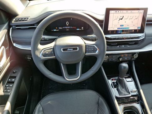 Used 2023 Jeep Compass High Altitude AWD/4WD image 21