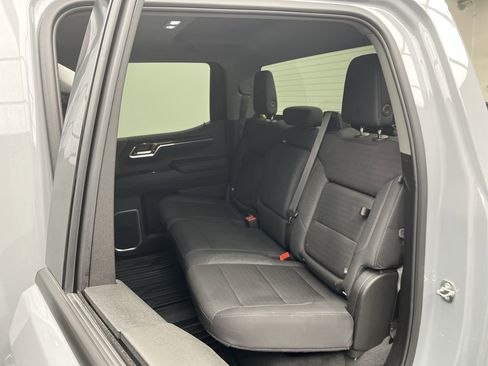 Used 2024 GMC Sierra 1500 Elevation w/ LPO, Elevation Black Package image 11