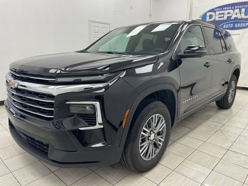 New 2026 Chevrolet Traverse LT w/ Driver Confidence Package AWD/4WD image 18