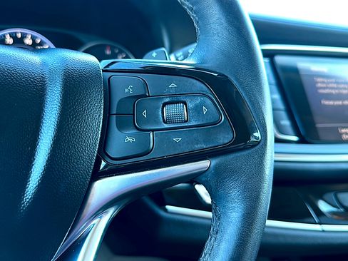 Used 2022 Buick Enclave Avenir w/ Avenir Technology Package image 29