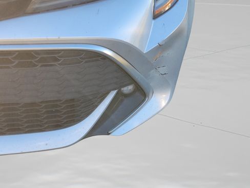 Used 2021 Toyota Corolla XSE image 9