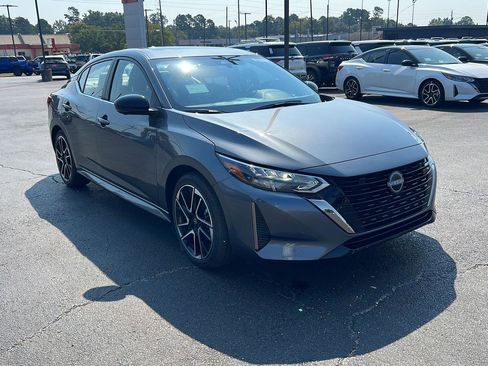 New 2025 Nissan Sentra SR w/ SR Premium Package image 2