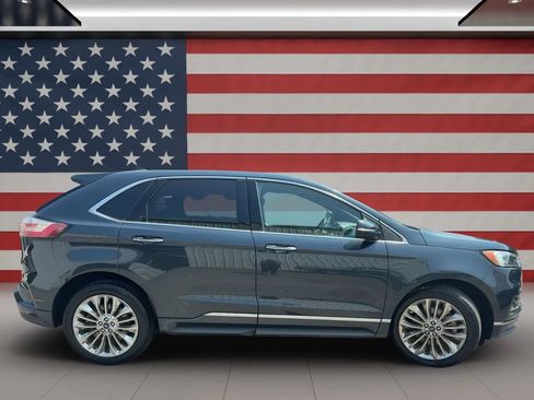 Used 2022 Ford Edge Titanium w/ Equipment Group 301A AWD/4WD image 6