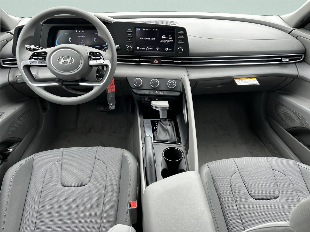 New 2026 Hyundai Elantra SEL Sport Premium FWD image 2