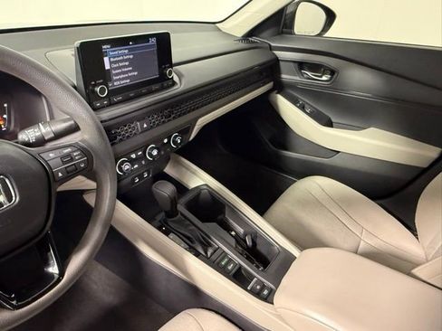 Used 2024 Honda Accord LX image 27