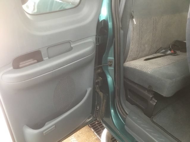 Used 1998 Ford F150 XLT AWD/4WD image 8