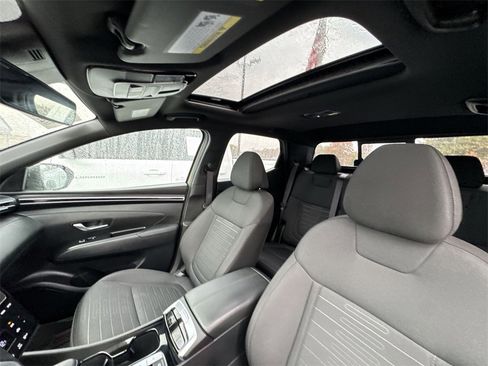 Used 2023 Hyundai Santa Cruz SEL Premium image 22