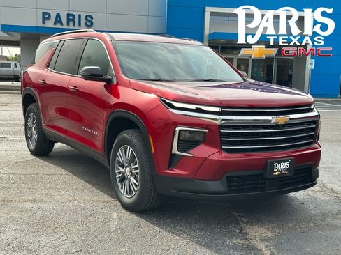 New 2026 Chevrolet Traverse LT image 1