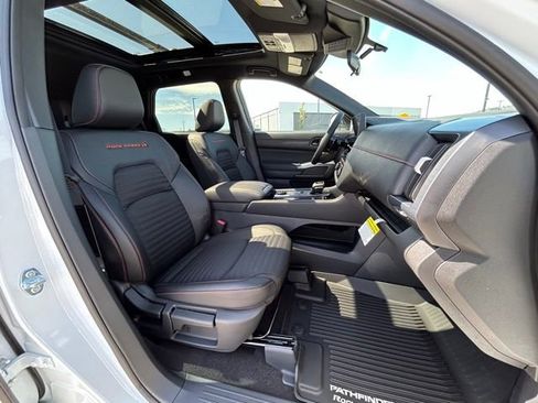 New 2026 Nissan Pathfinder Rock Creek w/ Rock Creek Premium Package AWD/4WD image 33