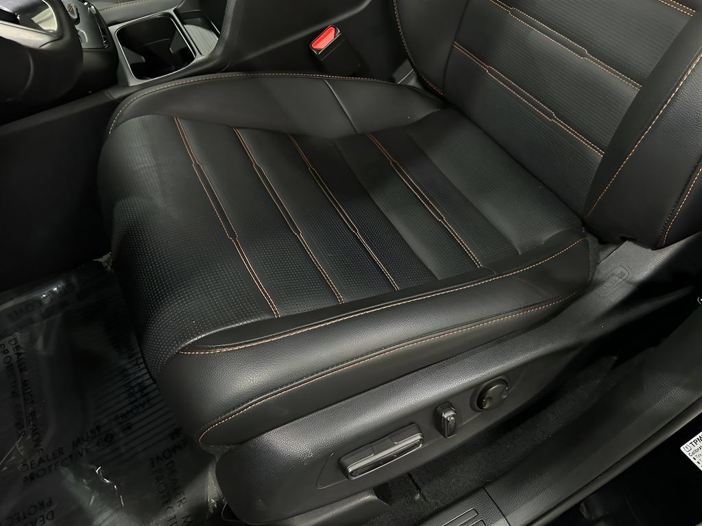 Used 2026 Honda CR-V Sport-L image 15
