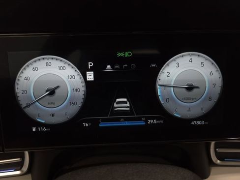 Used 2024 Hyundai Elantra Limited FWD image 19