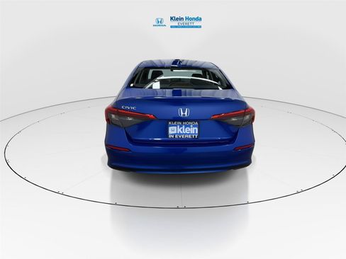 Certified 2024 Honda Civic EX image 9