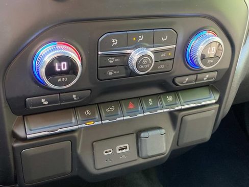 Used 2021 GMC Sierra 1500 Elevation AWD/4WD image 25