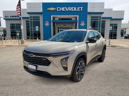 New 2026 Chevrolet Trax RS w/ Sunroof Package image 1