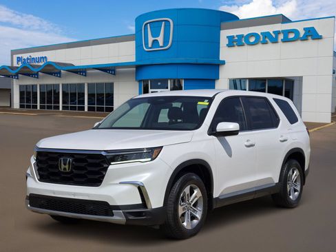Used 2025 Honda Pilot EX-L image 2
