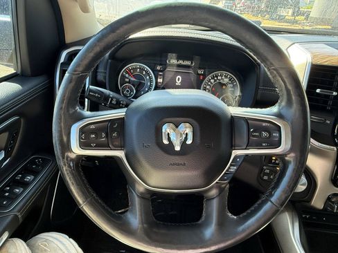 Used 2019 RAM 1500 Laramie AWD/4WD image 78