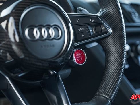 Used 2018 Audi R8 V10 w/ Premium Package image 12