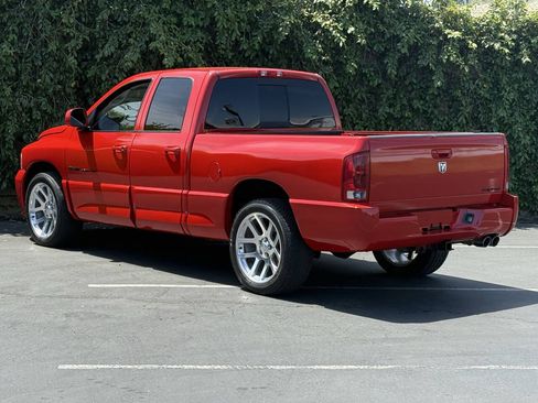 Used 2005 Dodge Ram 1500 Truck 2WD Quad Cab image 5