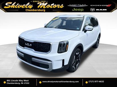 Used 2024 Kia Telluride EX w/ EX Captain's Chair Package