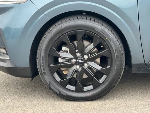 Used 2024 Kia Carnival SX FWD image 27