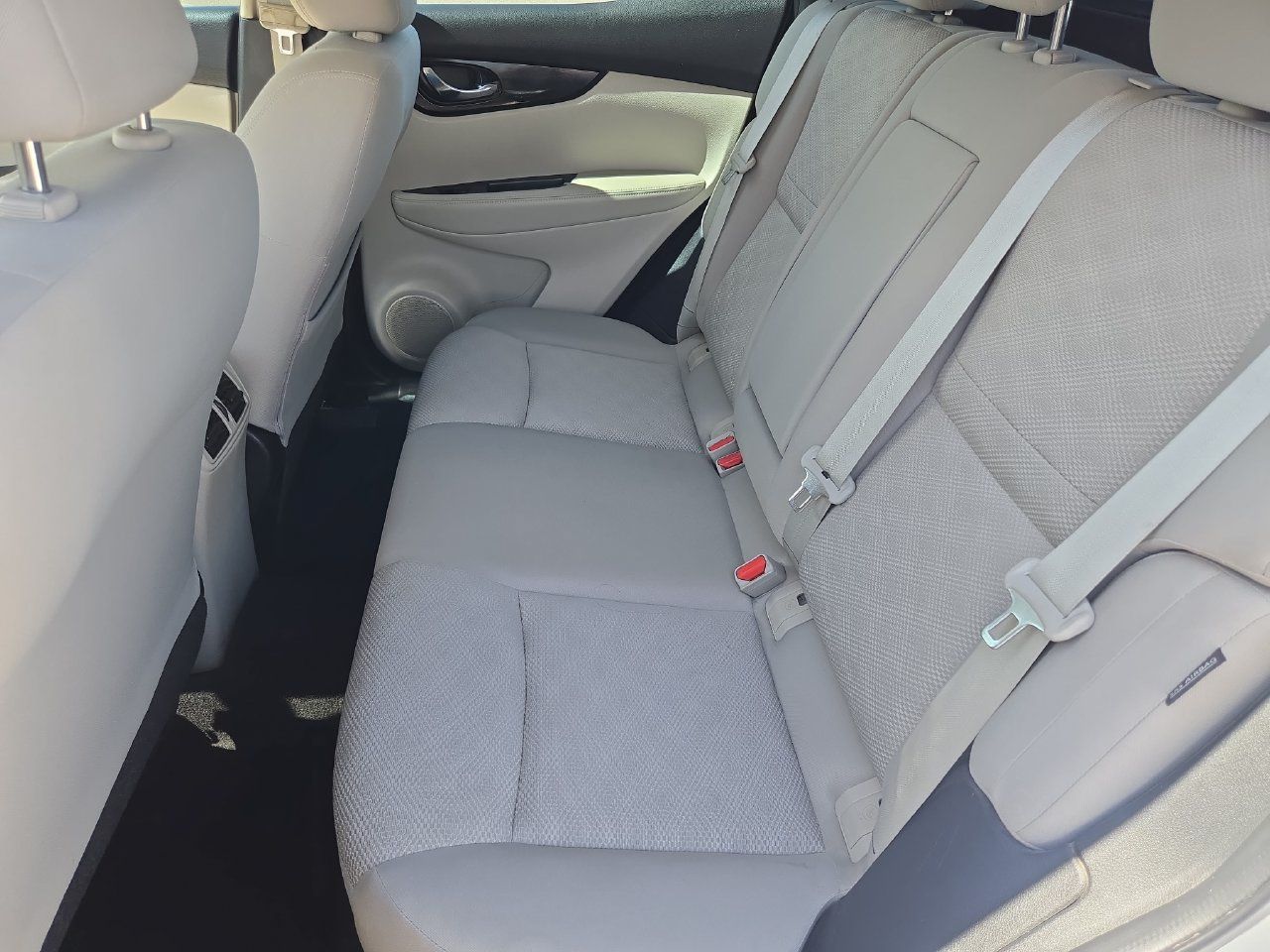Used 2021 Nissan Rogue Sport SV FWD image 23