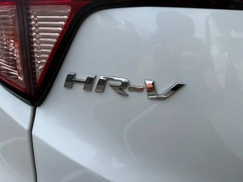 Used 2018 Honda HR-V EX-L image 42