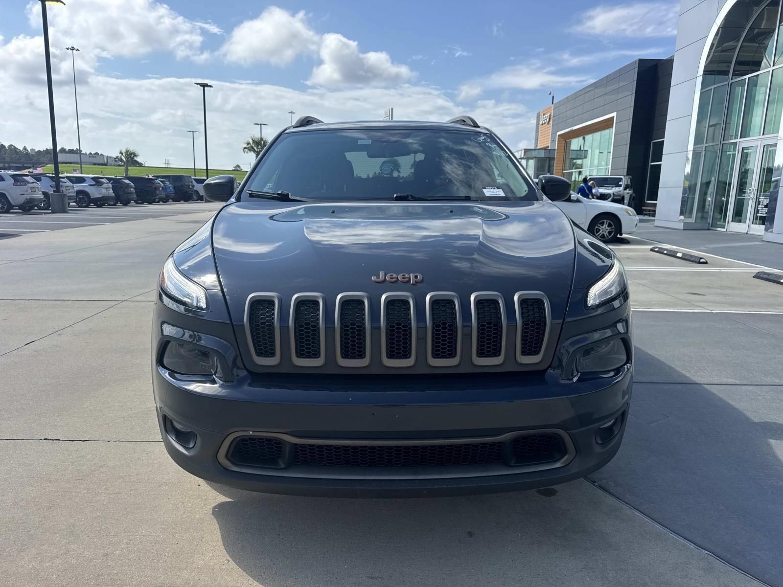 Used 2016 Jeep Cherokee 75th Anniversary FWD image 2