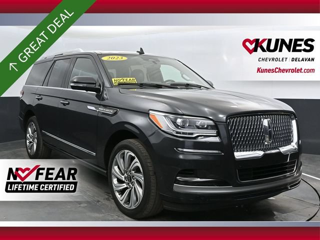 Used 2023 Lincoln Navigator Reserve AWD/4WD image 1