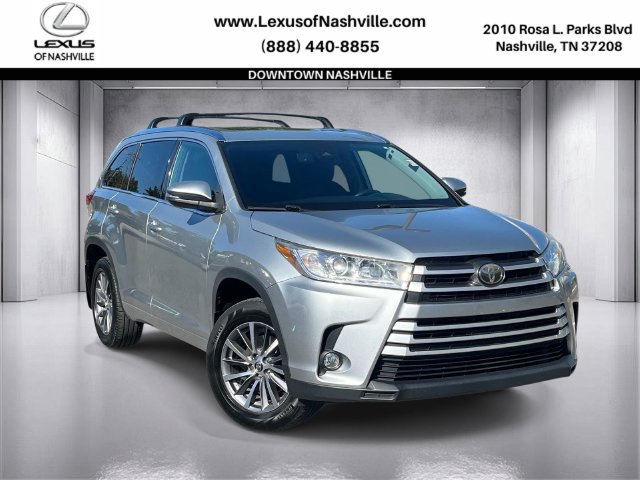 Used 2018 Toyota Highlander XLE AWD/4WD image 1