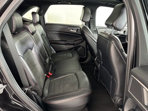 Used 2022 Ford Edge ST-Line image 36