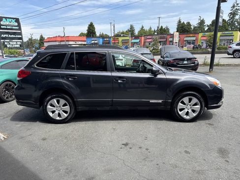 Used 2012 Subaru Outback 2.5i Premium AWD/4WD image 8