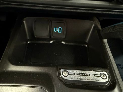 Used 2023 Ford Bronco Wildtrak AWD/4WD image 35