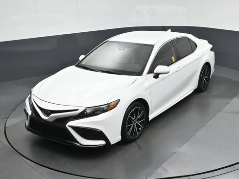 Used 2023 Toyota Camry SE FWD image 54