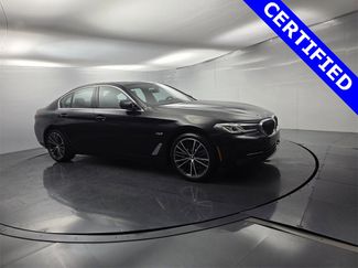 Certified 2023 BMW 530e w/ Premium Package video 2