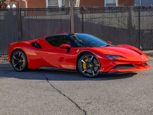 Used 2021 Ferrari SF90 Stradale Stradale Coupe 2D image 7