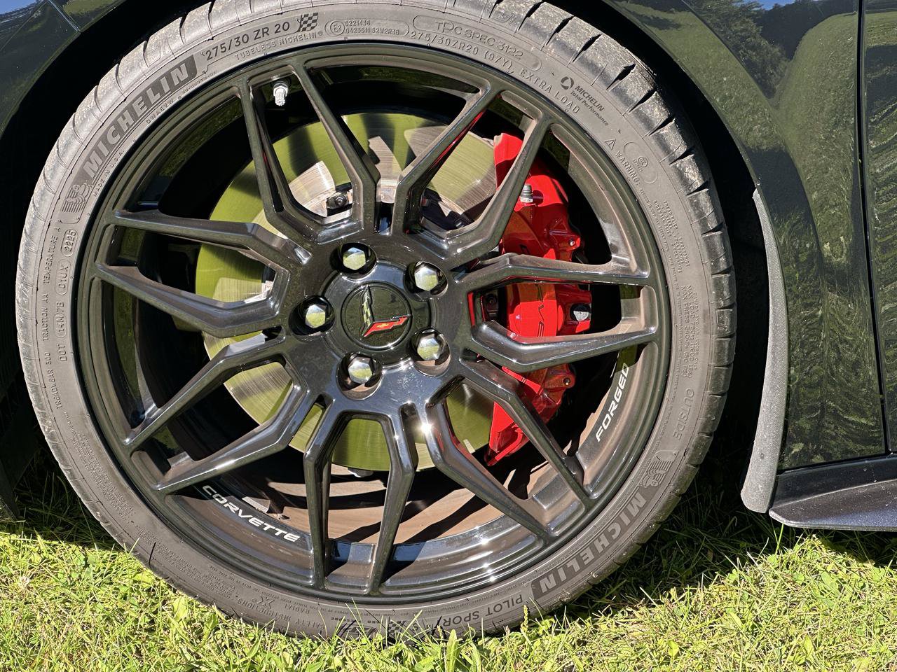Used 2025 Chevrolet Corvette Z06 RWD image 5