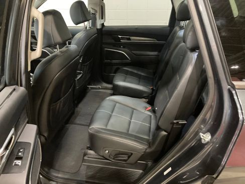Used 2022 Kia Telluride SX image 20