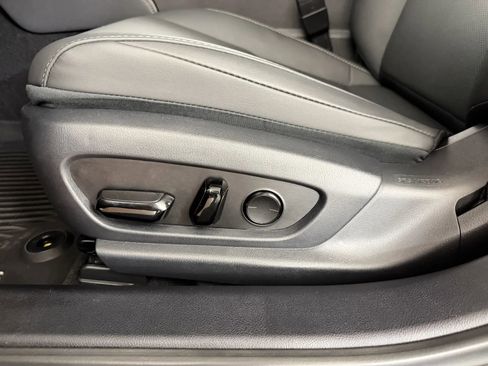 Used 2025 Lexus ES 350 w/ Technology Package FWD image 14