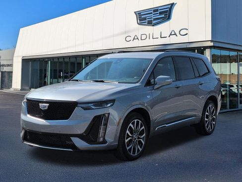 Certified 2024 Cadillac XT6 Sport w/ Technology Package AWD/4WD image 1