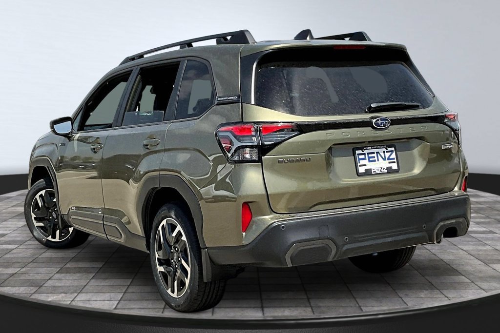 New 2026 Subaru Forester Touring AWD/4WD image 3