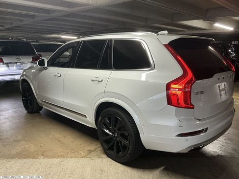 Used 2018 Volvo XC90 T8 Inscription w/ Convenience Package image 5