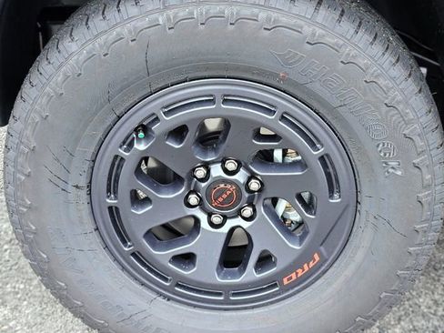 New 2026 Nissan Frontier PRO-4X w/ Pro-4x Convenience Package image 10